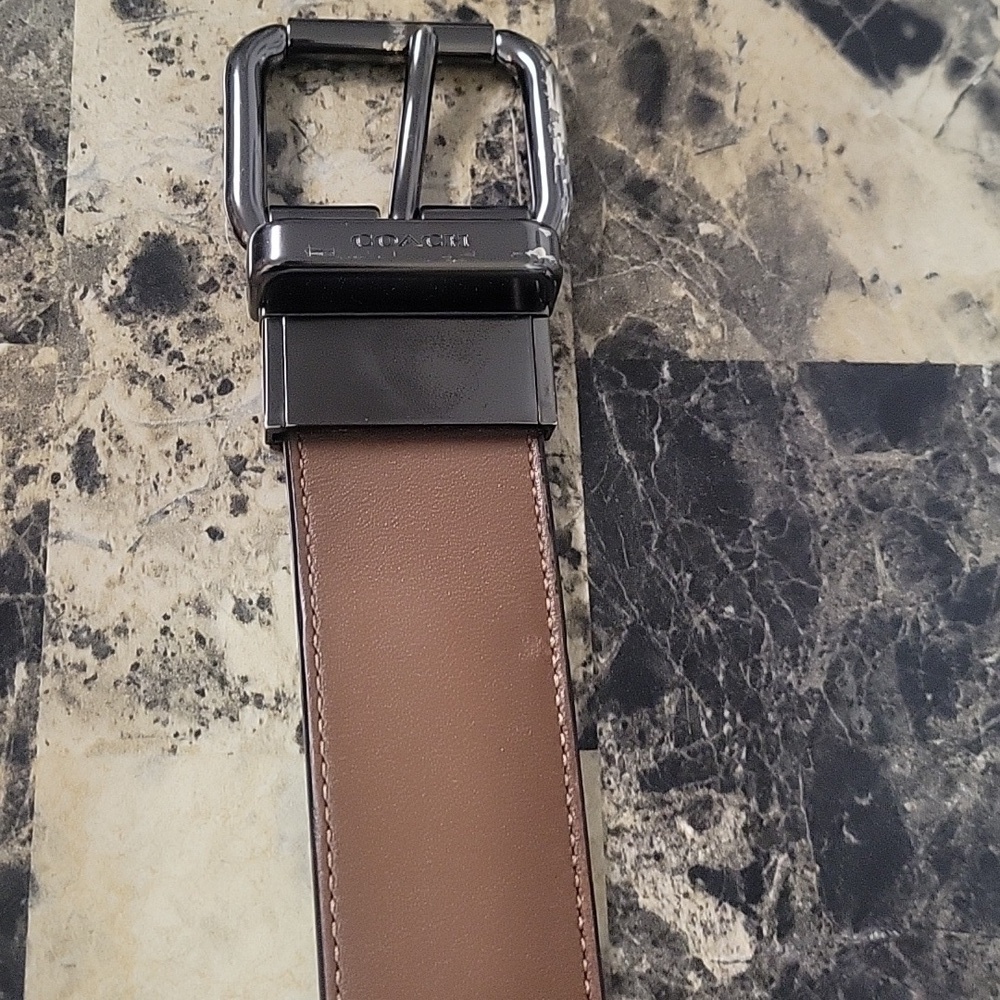 Coach Reversible Black/Brown Leather Belt with Silver Buckle - Picture 3 of 5